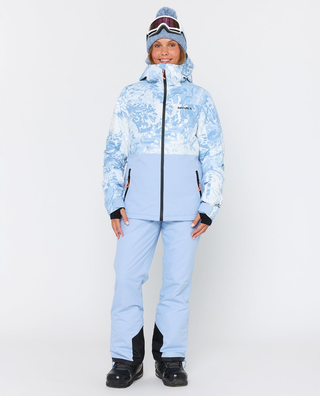 00FWOU_8962_4_1759107155000