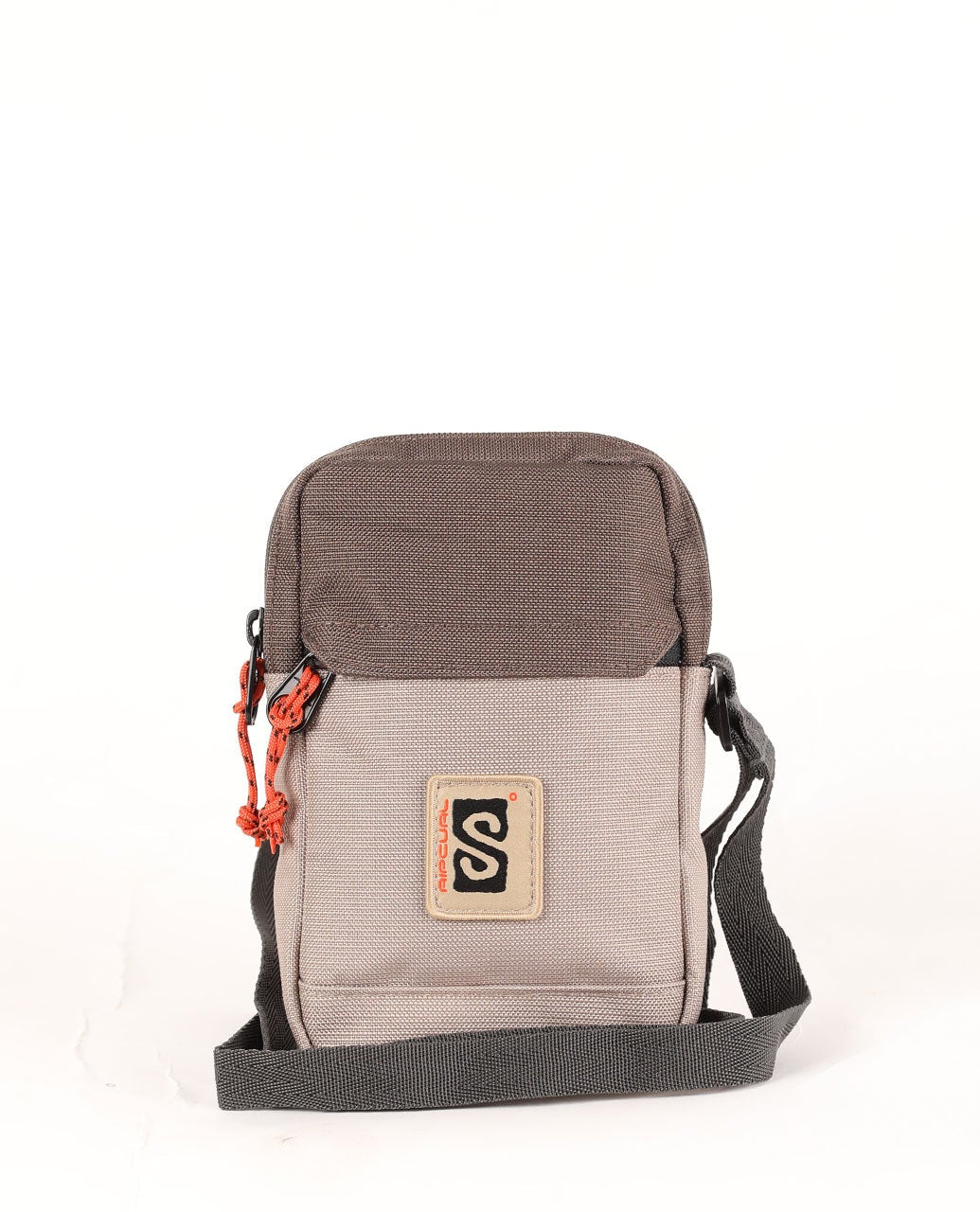 013MSB_2137_1_1759717684000