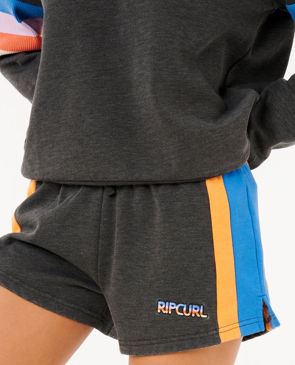 03YWWS_8264_5_1759117909000