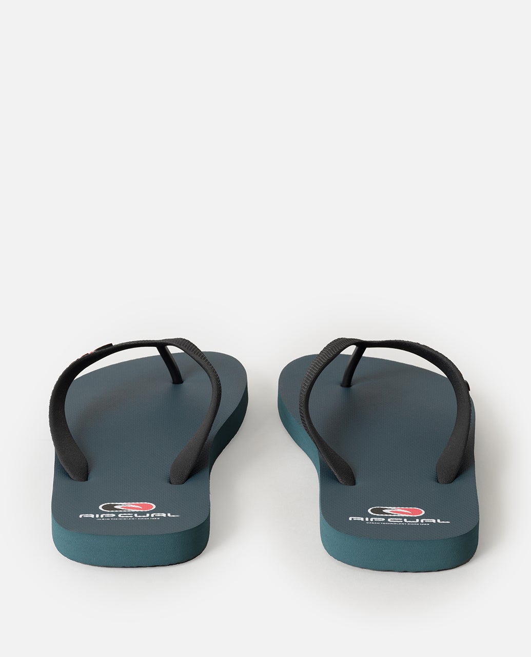 1AKMOT_2213_2_1759143787000