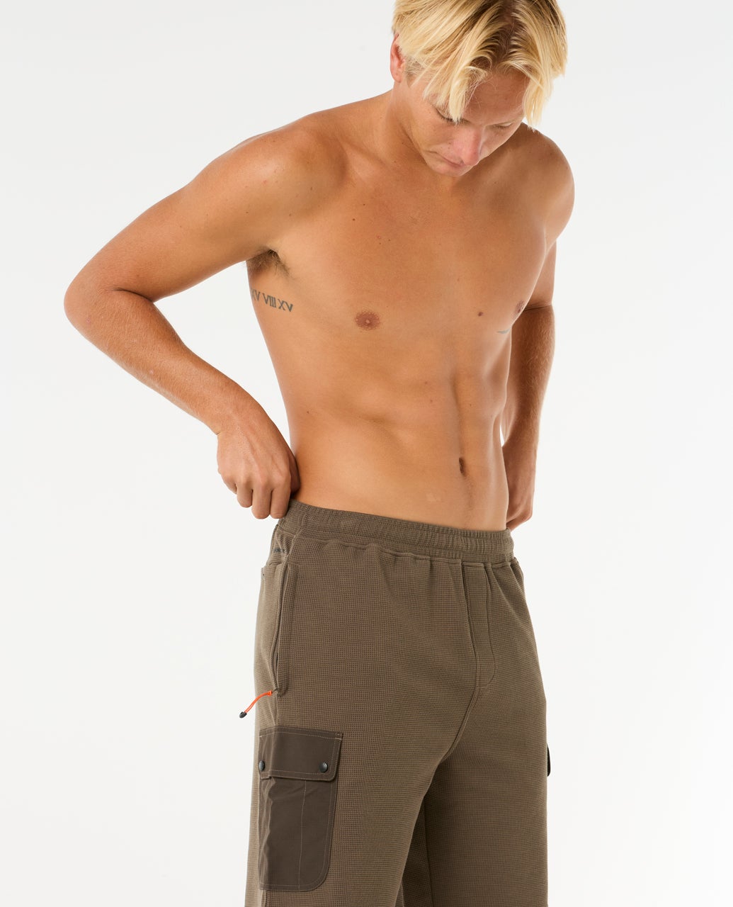 03BMWS_2135_6_1759116319000