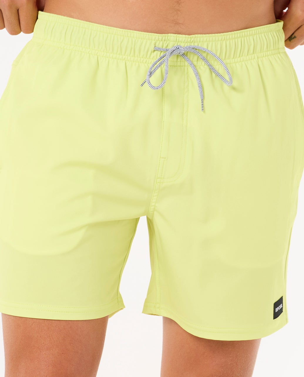 04FMBO_8392_5_1759118723000