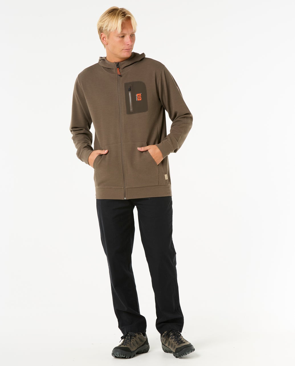 07MMFL_2135_4_1759123212000