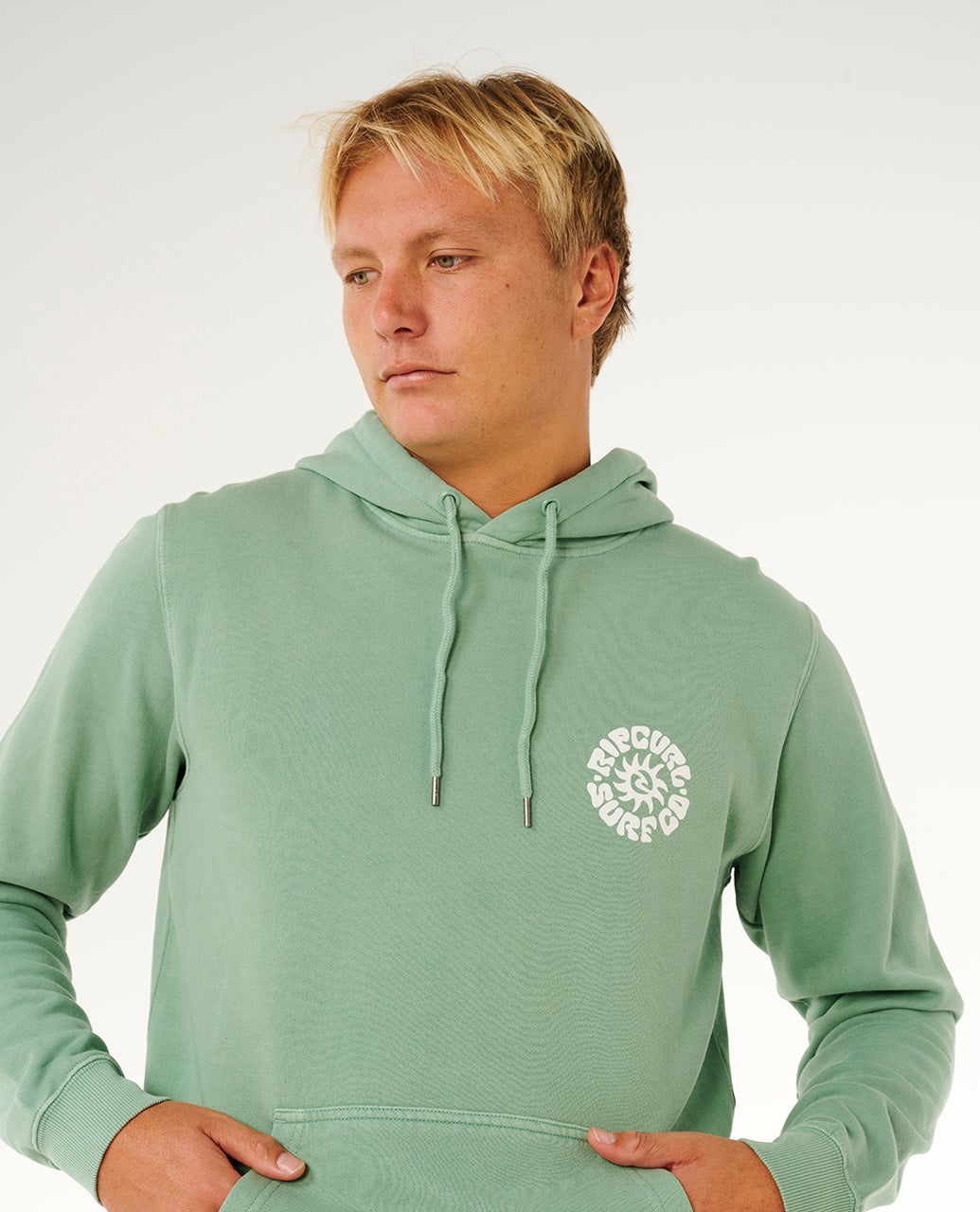 0ARMFL_3237_6_1759125912000