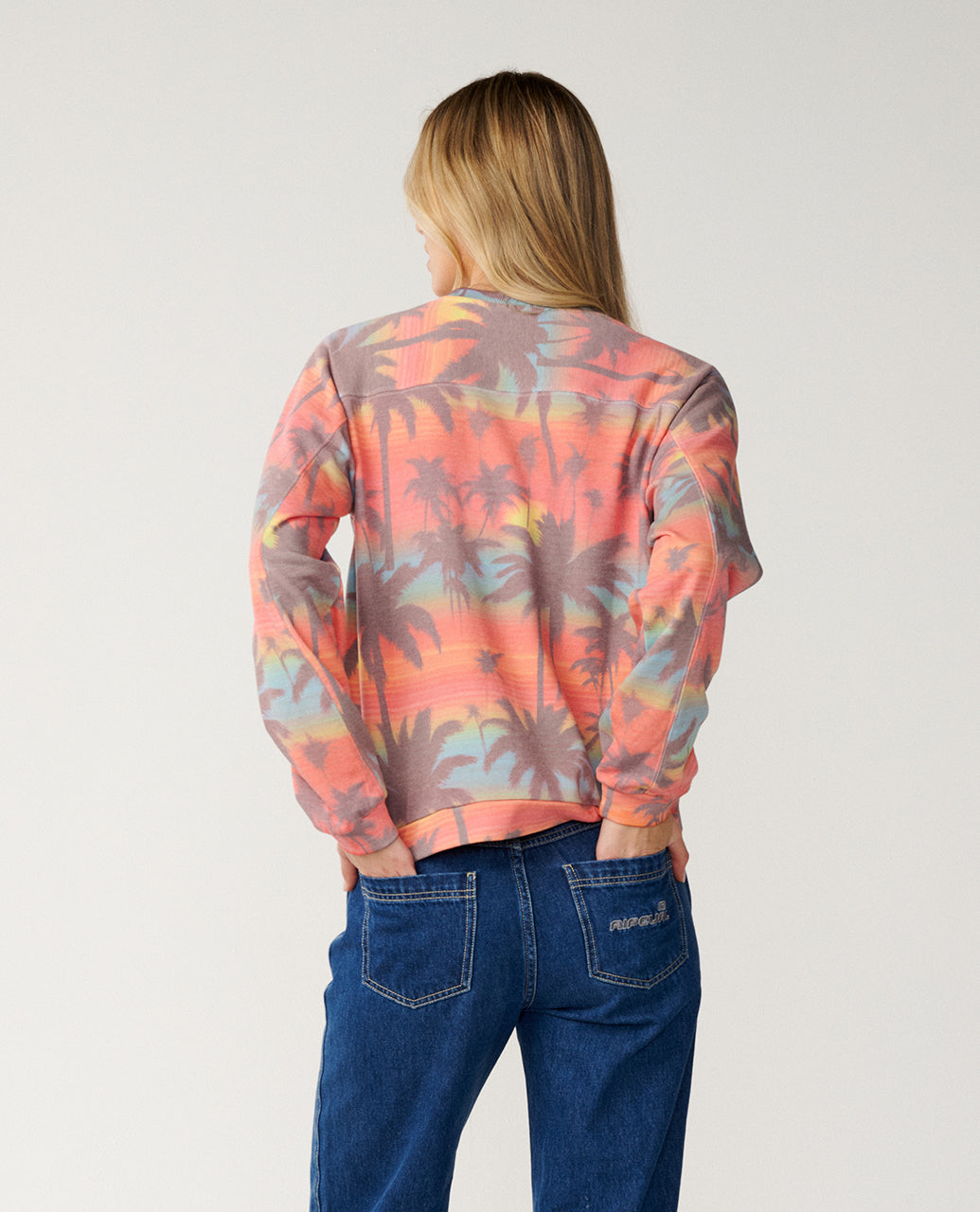 Retro Swell Crew Fleece