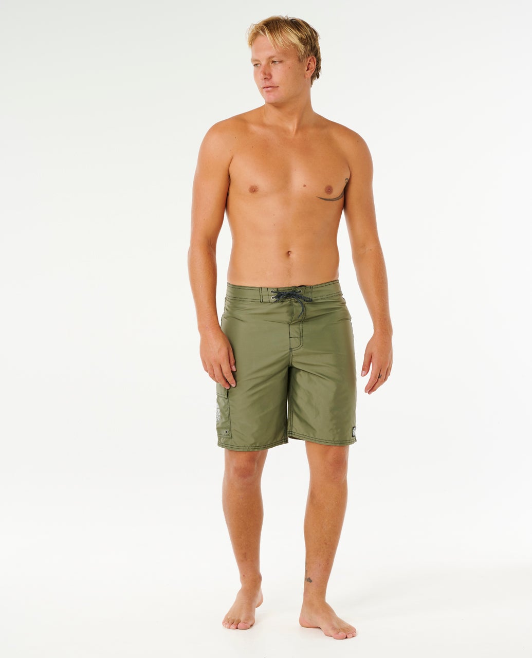 0EOMBO_8231_4_1759128862000