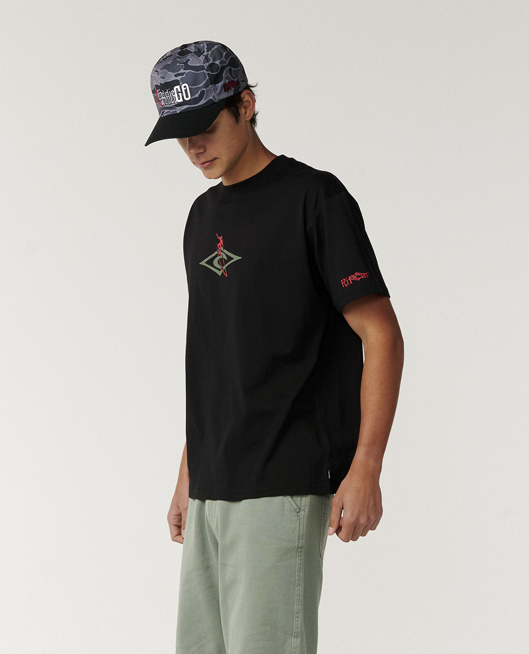 Eddie Would Go Petro Diamond Loose Tee