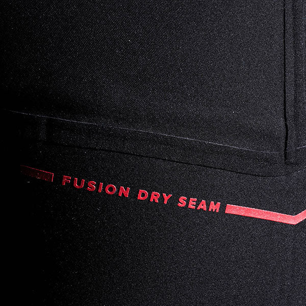 Fusion Dry Seams piping on a black wetsuit
